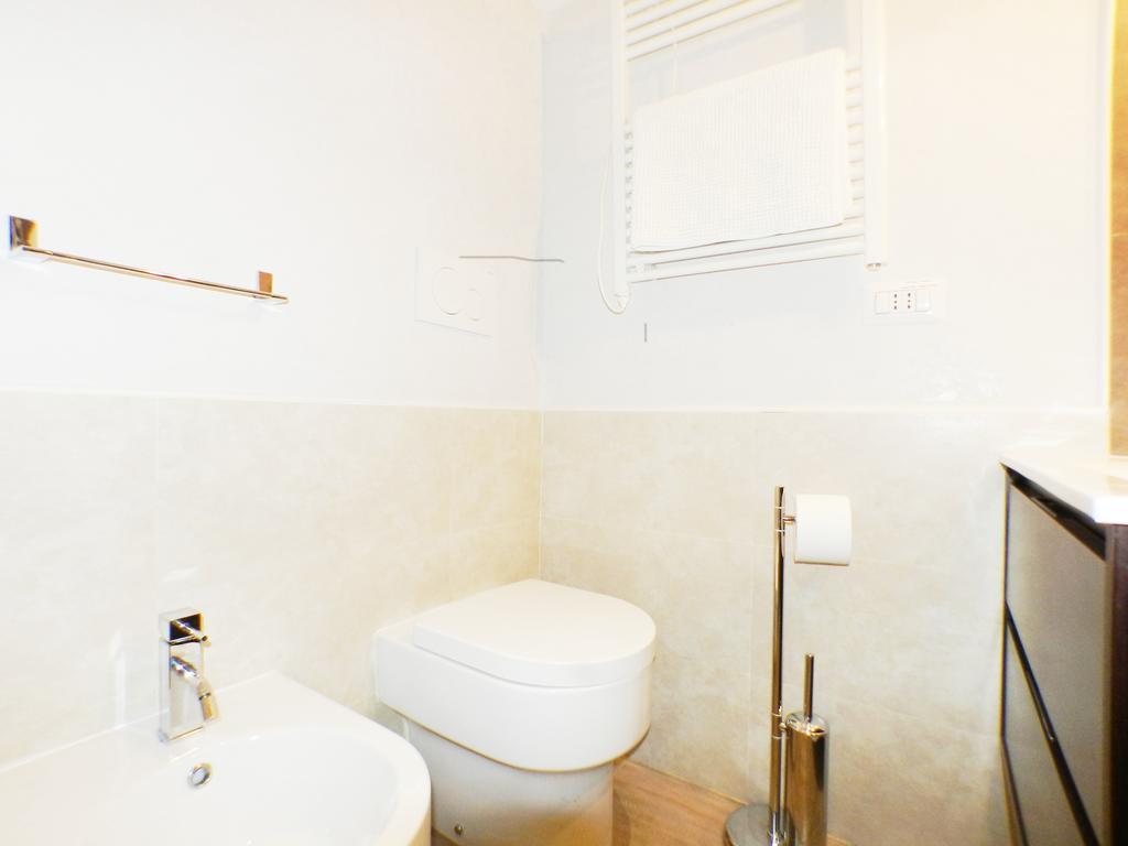 La Casa Della Divina Apartment Rome Bagian luar foto